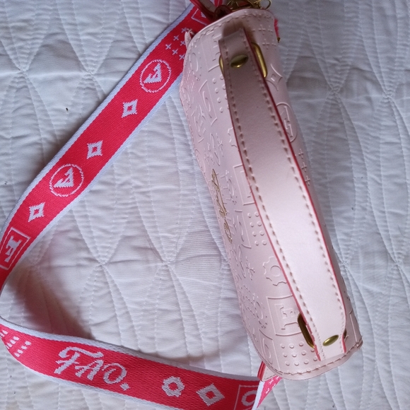 FA Blush Pink Crossbody Bag with Patterned Strap - Picture 5 of 5